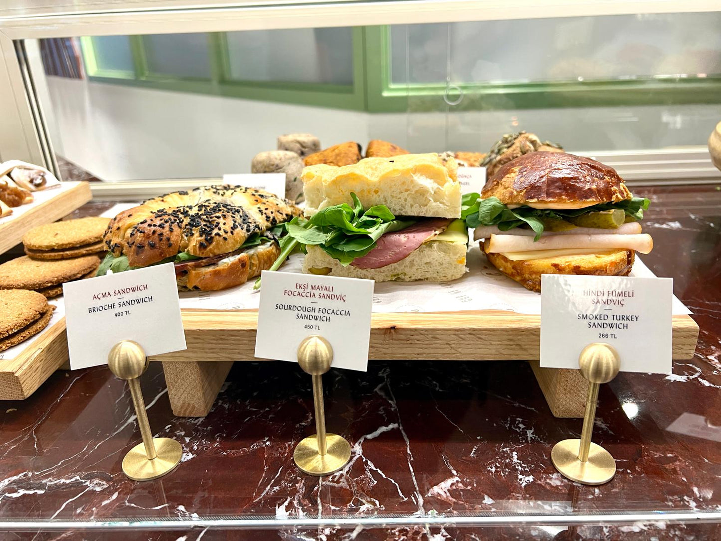 Premium Brass Card Holder Stand – Restaurant Mezze Label & Tabletop Price Tag Holder - Otimsan Shop