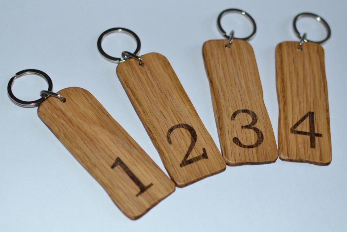 Wooden Hotel Room Keychain - Otimsan Shop