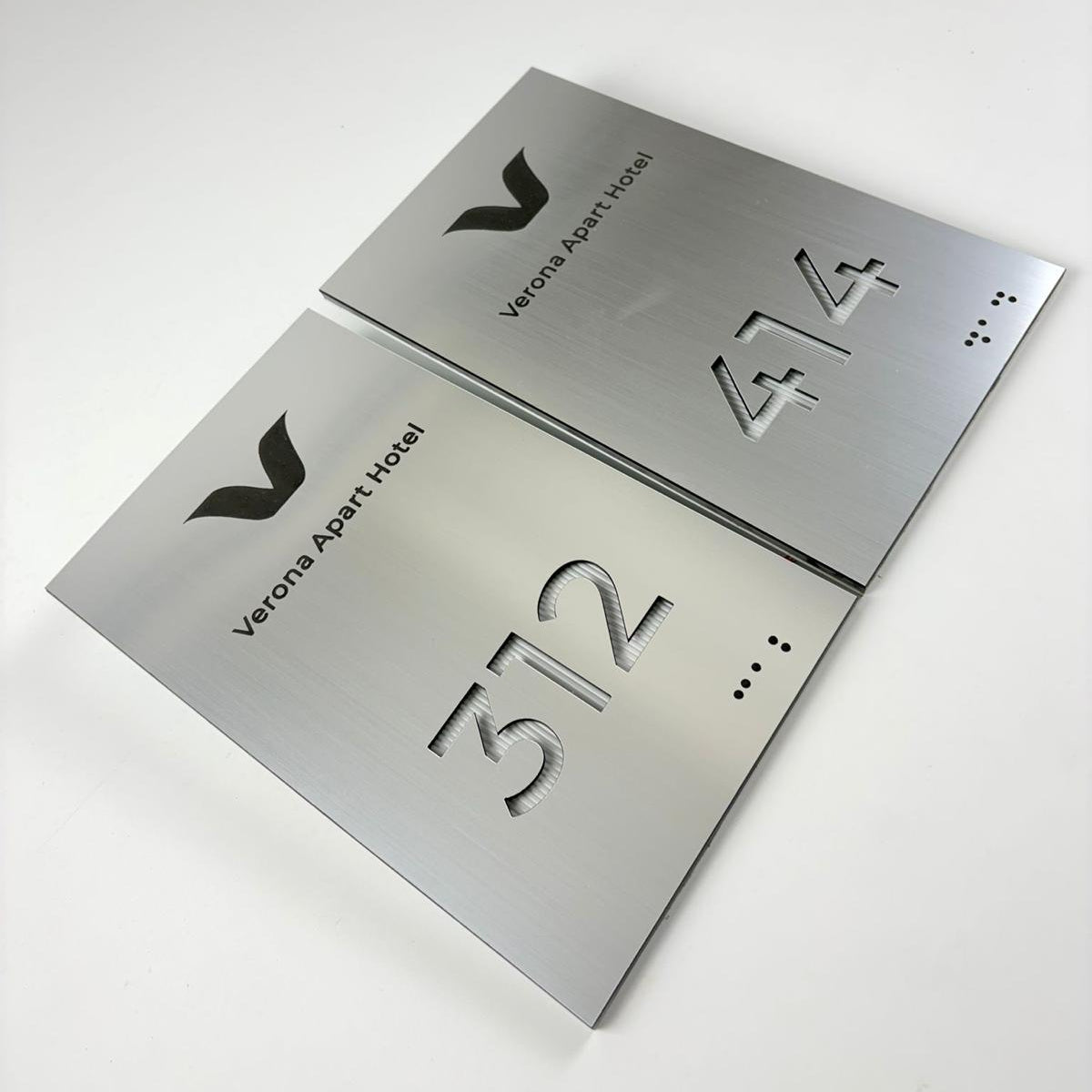 Chrome Finish Stainless Steel Illuminated Room Number – For Hotels & Apartments - Otimsan Shop