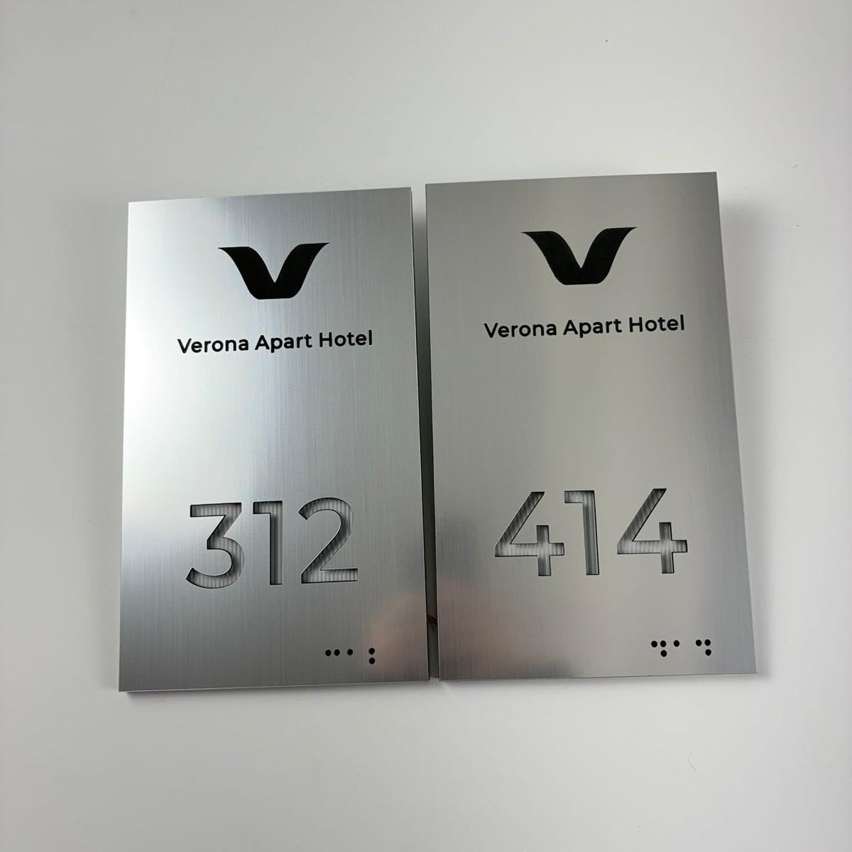 Chrome Finish Stainless Steel Illuminated Room Number – For Hotels & Apartments - Otimsan Shop