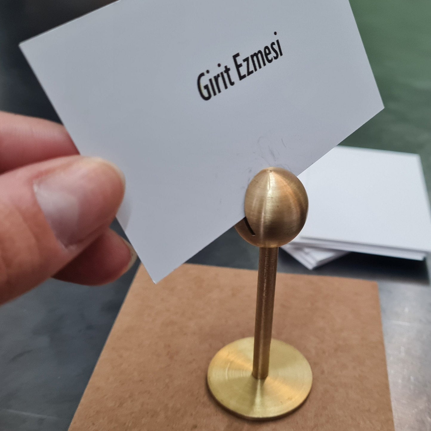 Premium Brass Card Holder Stand – Restaurant Mezze Label & Tabletop Price Tag Holder - Otimsan Shop