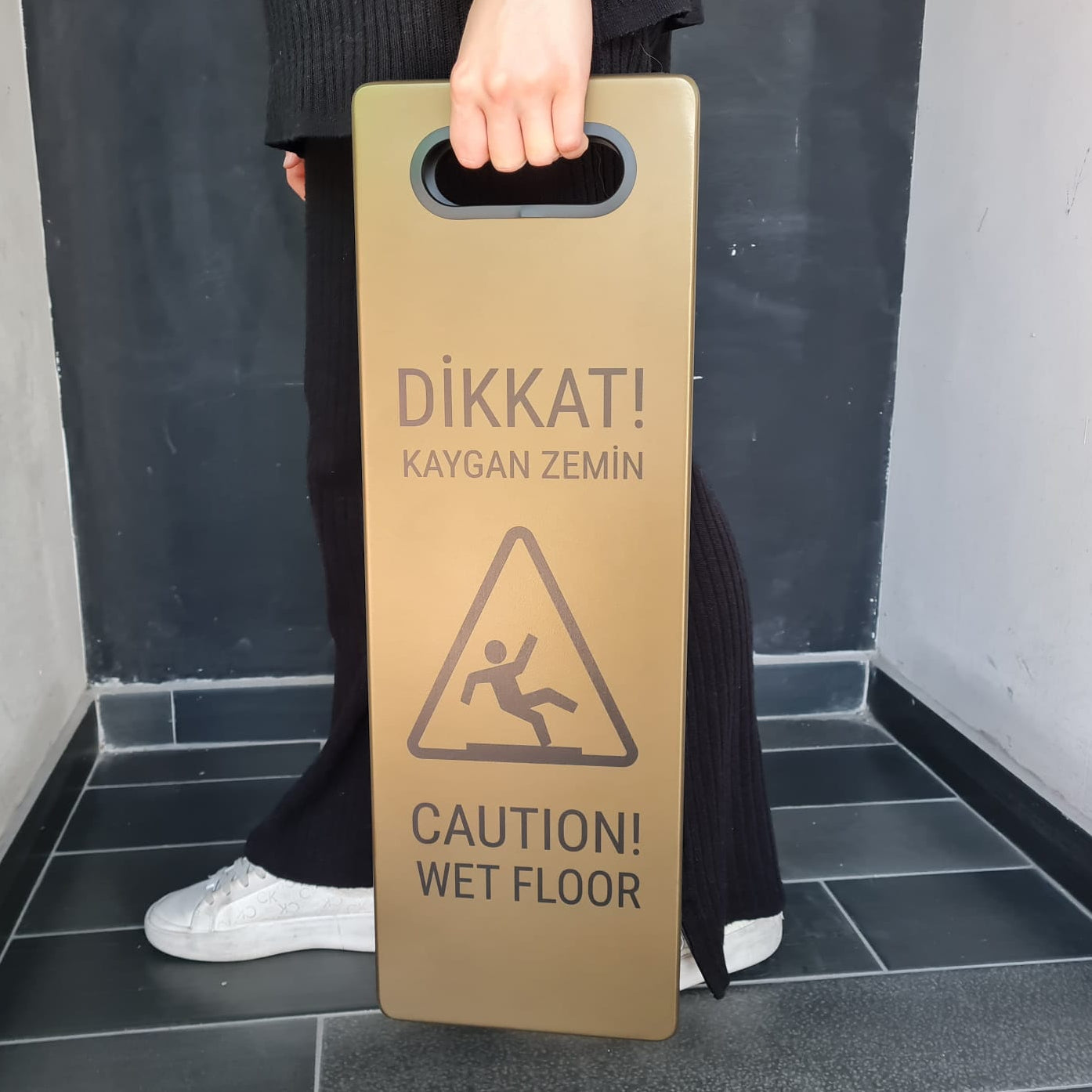 Metal Wet Floor Sign – Foldable Double-Sided Warning Board for Hotels & Shopping Malls - Otimsan Shop