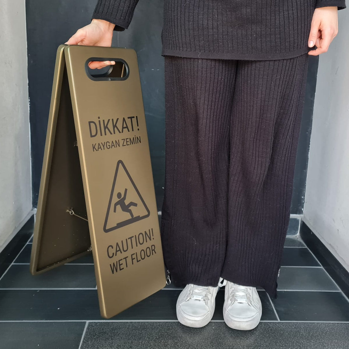 Metal Wet Floor Sign – Foldable Double-Sided Warning Board for Hotels & Shopping Malls - Otimsan Shop