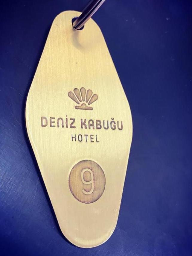 Brass Hotel Room Keychain | Luxury Metal Keychain with Acid-Etched Logo - Otimsan Shop