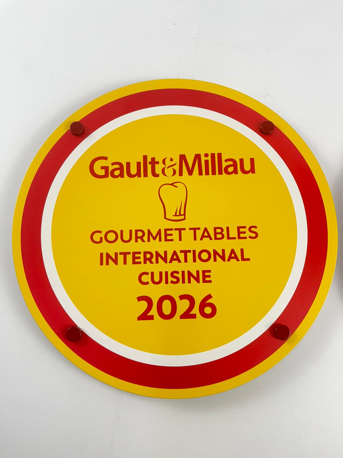 Gault Millau Wall Plaque – Restaurant Award Display Signage - Otimsan Shop